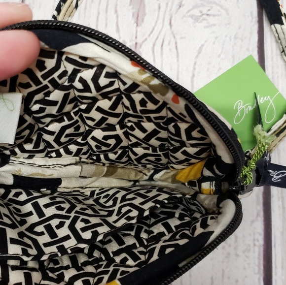 NWT Vera Bradley Tech Case - Picture 4 of 4